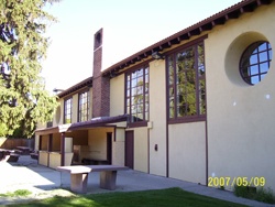 California Building Patio